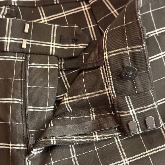 Gap Mid Rise BiStretch Slim Ankle Pants - Picture 4 of 8